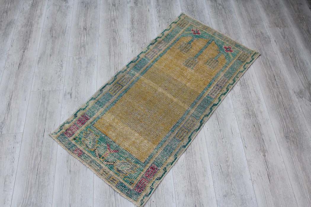 Vintage käsinsolmittu turkkilainen matto 50cm x 107cm