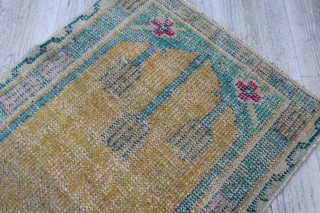 Vintage käsinsolmittu turkkilainen matto 50cm x 107cm