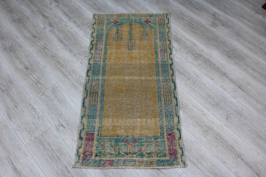 Vintage käsinsolmittu turkkilainen matto 50cm x 107cm