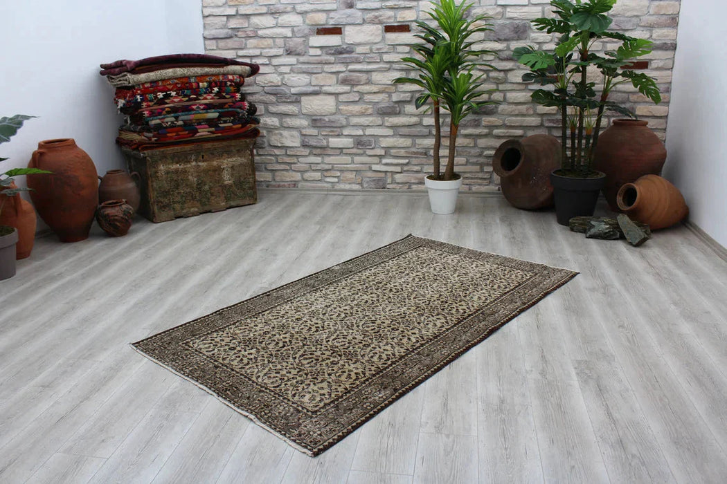 Vintage Hand-Knotted Turkish Wool Rug 117cm x 205cm