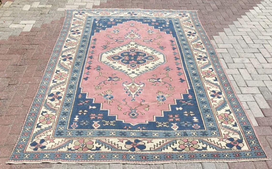 Vintage Hand Knotted Turkish Wool Rug 260cm x 200cm