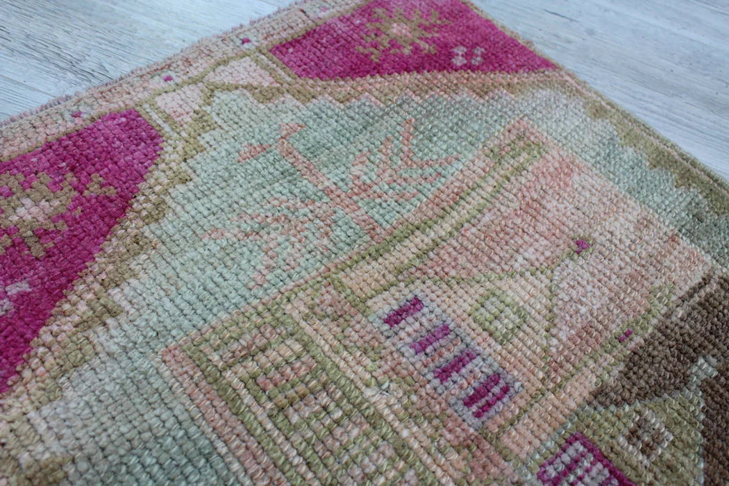 Vintage Hand-Knotted Turkish Wool Rug 56cm x 81cm