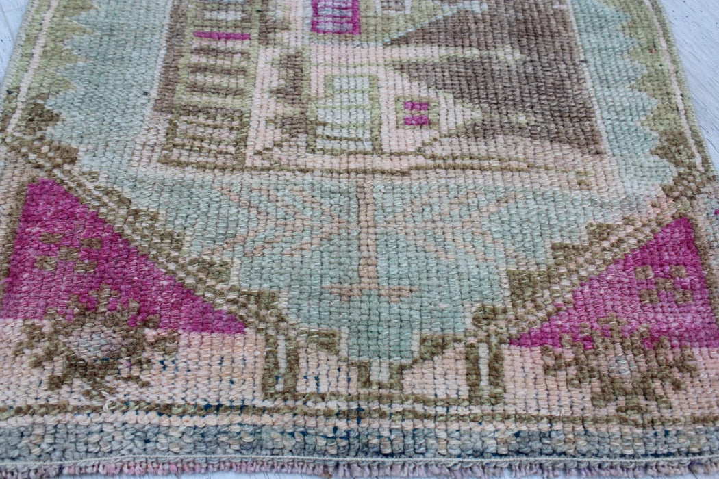 Vintage Hand-Knotted Turkish Wool Rug 56cm x 81cm