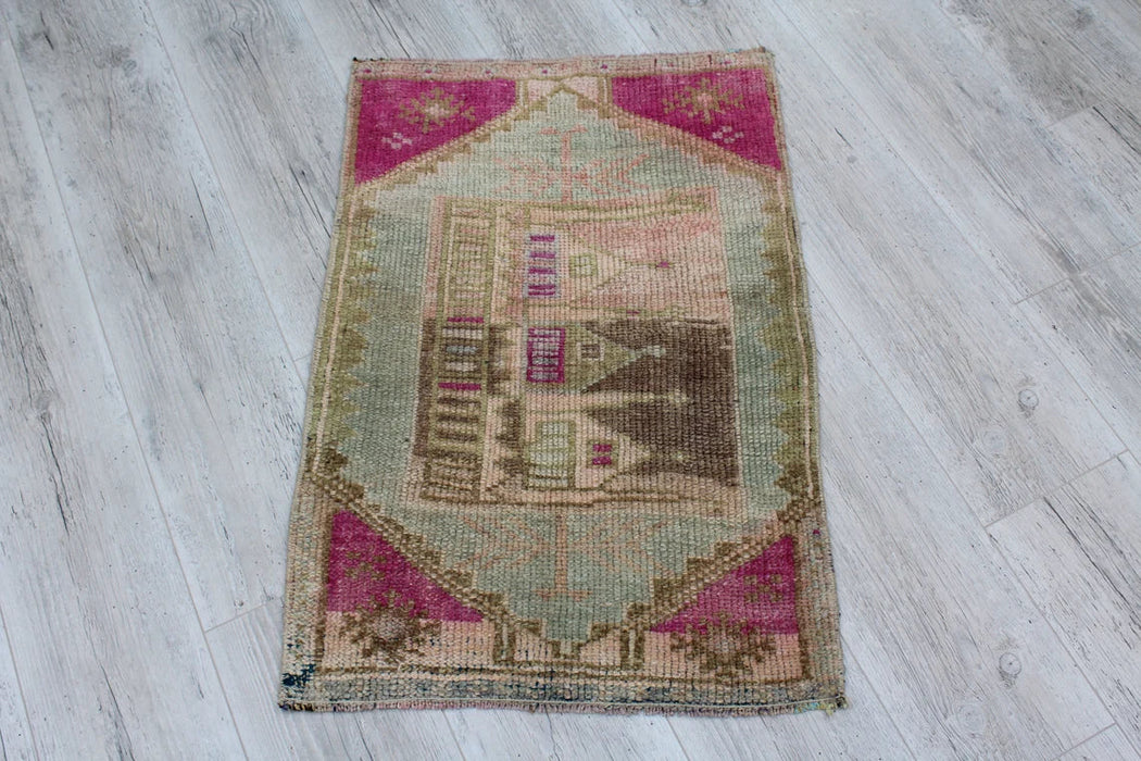 Vintage Hand-Knotted Turkish Wool Rug 56cm x 81cm