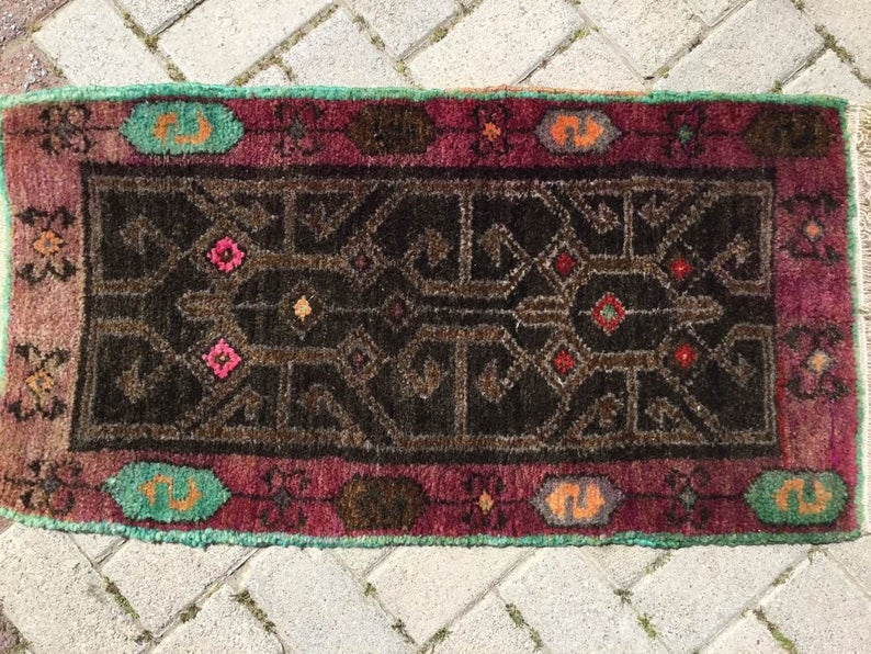 Vintage Hand Knotted Turkish Wool Rug 95cm x 51cm
