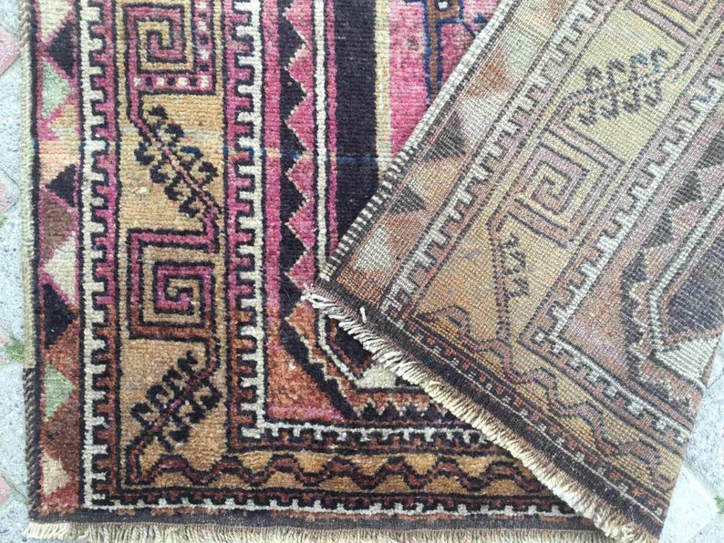 Vintage Hand Knotted Wool Area Rug 313 cm x 104 cm