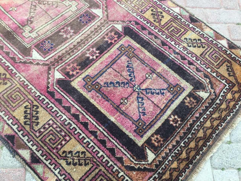 Vintage Hand Knotted Wool Area Rug 313 cm x 104 cm