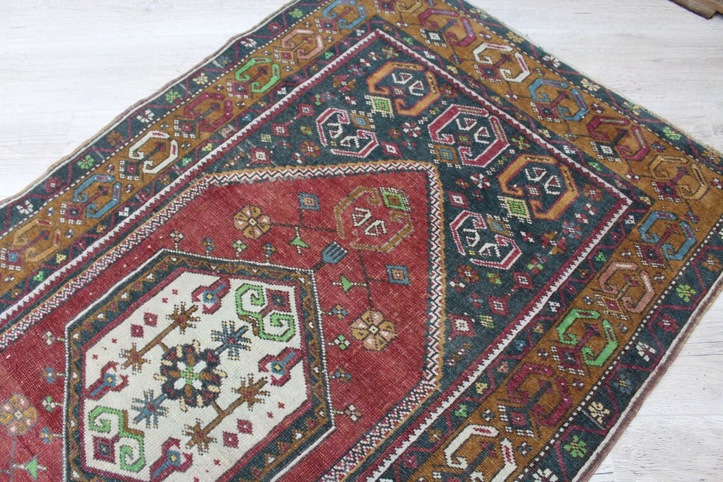 Vintage Hand-Knotted Wool Rug 100 cm x 180 cm