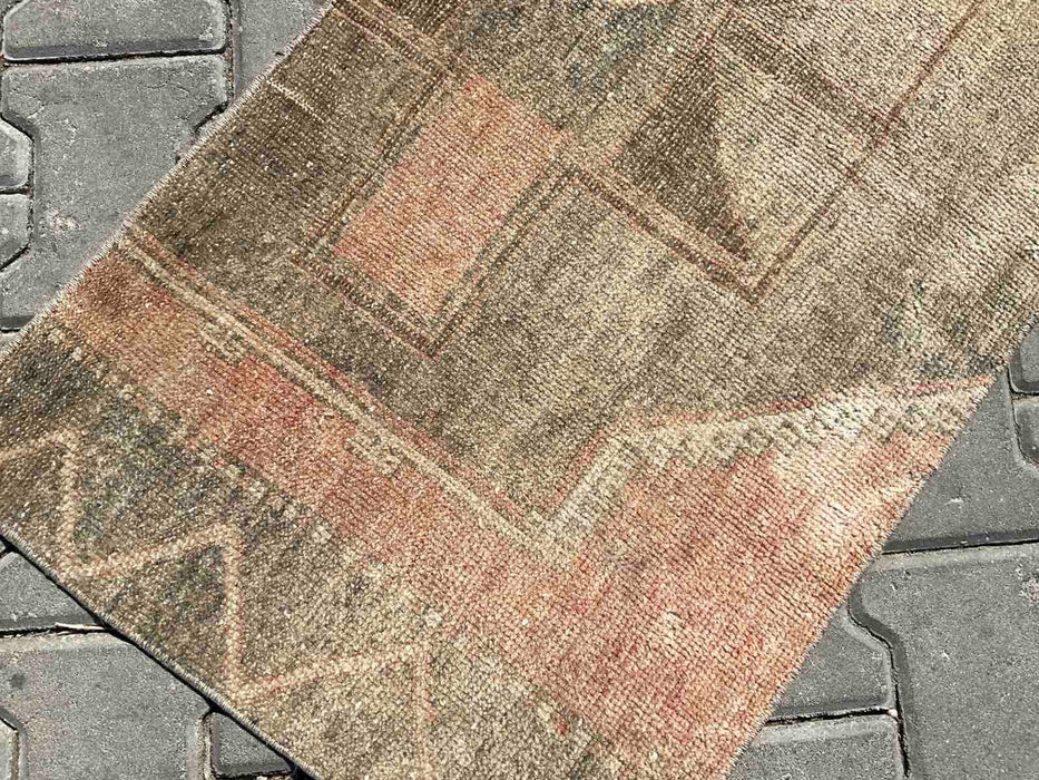 Vintage Hand-Knotted Wool Rug 113cm x 71cm