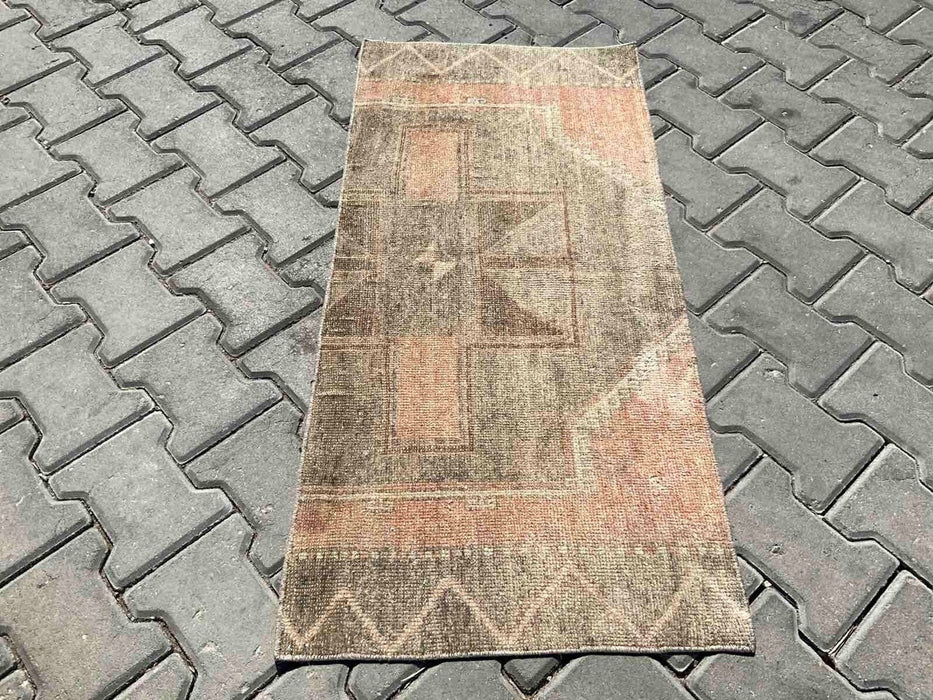 Vintage Hand-Knotted Wool Rug 113cm x 71cm