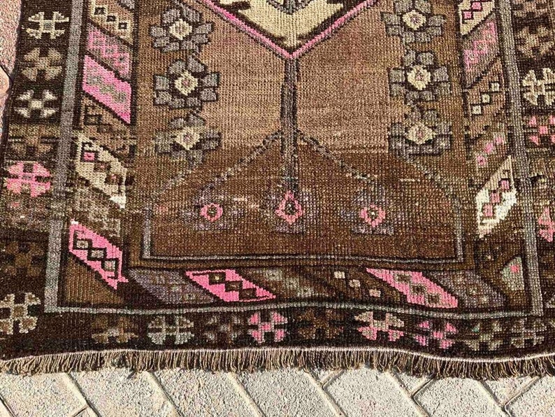 Vintage Hand Knotted Wool Rug 148cm x 95cm From Turkey