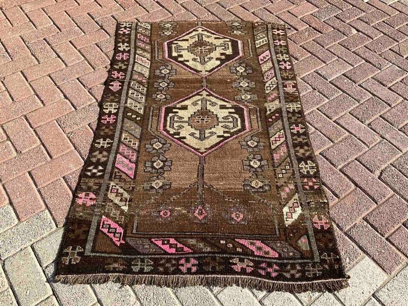 Vintage Hand Knotted Wool Rug 148cm x 95cm From Turkey