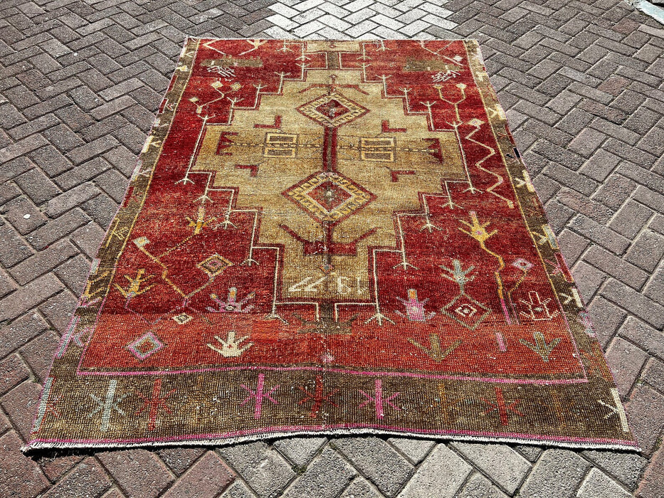 Vintage Hand Knotted Wool Rug 205x151 cm from Turkey