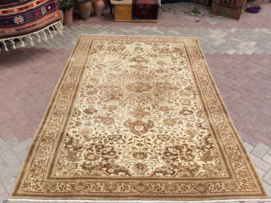 Vintage käsinsolmittu villamatto 297cm x 196cm Isparta Turkey