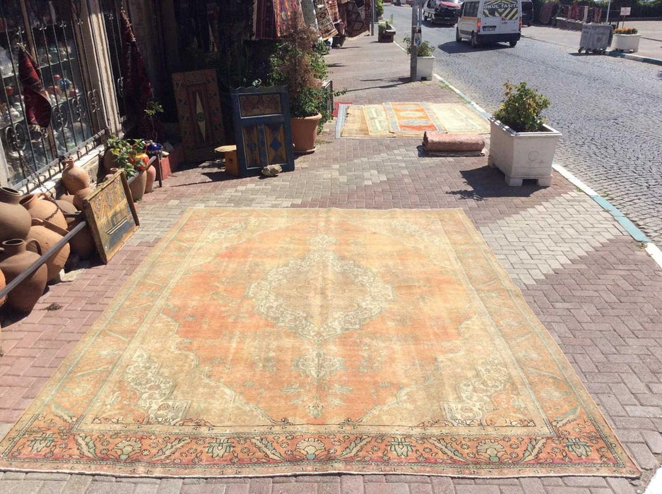 Vintage Hand Knotted Wool Rug 392cm x 302cm from Turkey