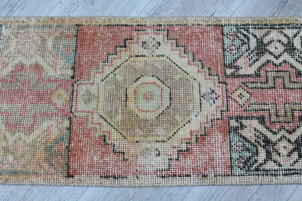 Vintage Hand-Knotted Wool Rug 43cm x 94cm Isparta Turkey