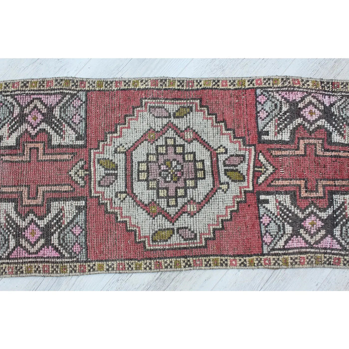 Vintage Hand-Knotted Wool Rug 47cm x 95cm Isparta Turkey