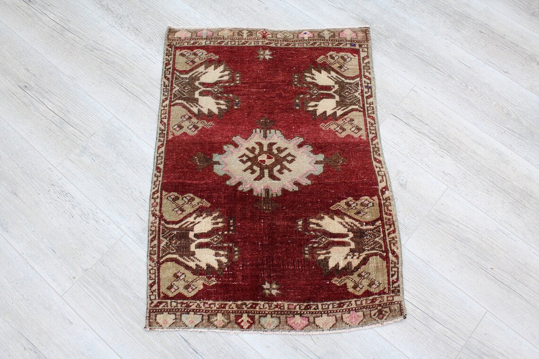 Vintage käsinsolmittu villamatto 55cm x 81cm Turkista