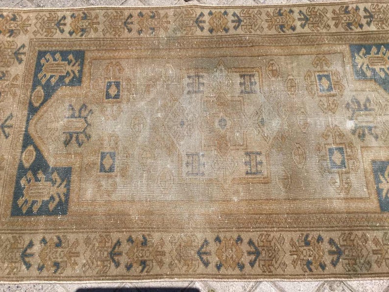 Vintage Handknotted Rug 117cm x 68cm Distressed Design