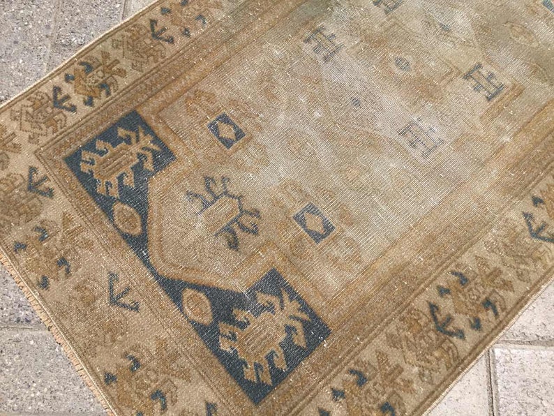 Vintage Handknotted Rug 117cm x 68cm Distressed Design