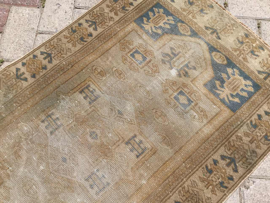 Vintage Handknotted Rug 117cm x 68cm Distressed Design