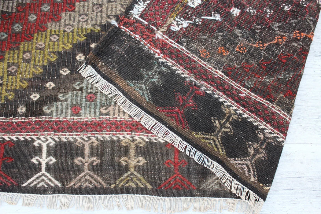 Vintage Handwoven Cicim Kilim Rug 182cm x 249cm