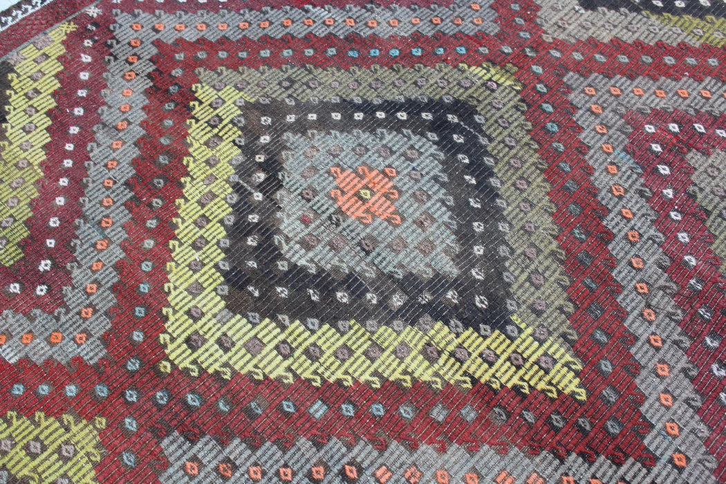 Vintage Handwoven Cicim Kilim Rug 182cm x 249cm