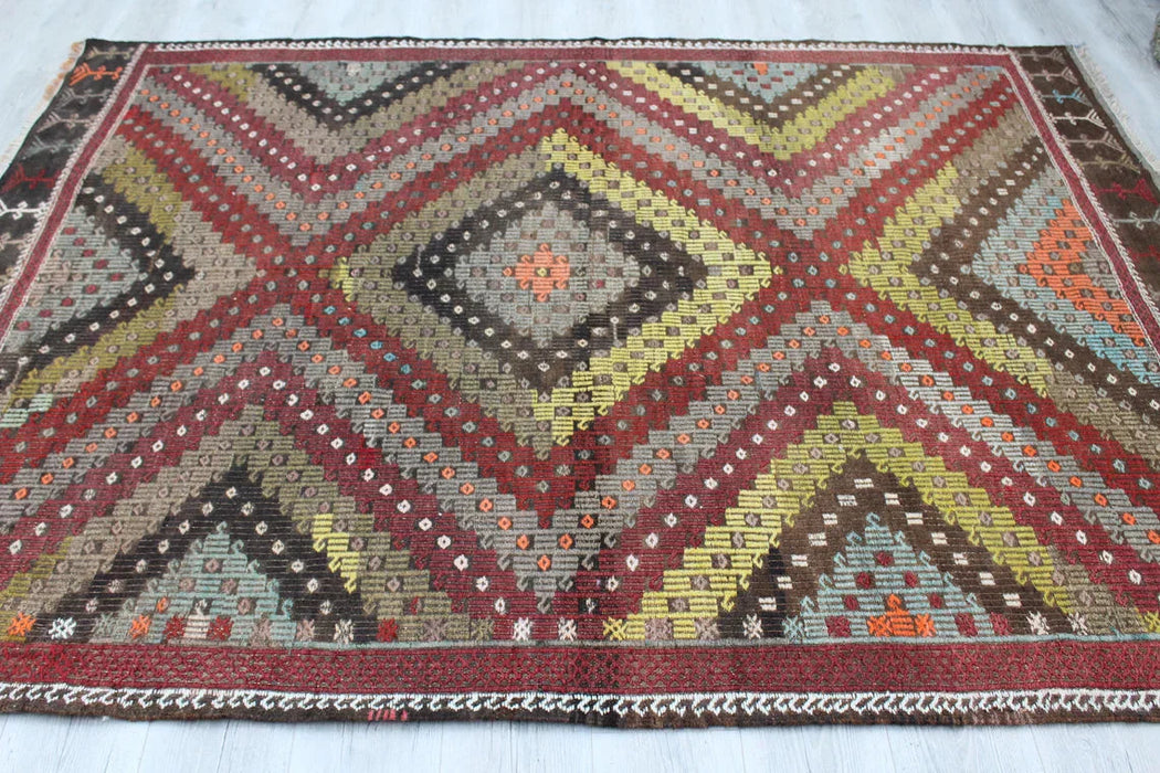 Vintage Handwoven Cicim Kilim Rug 182cm x 249cm