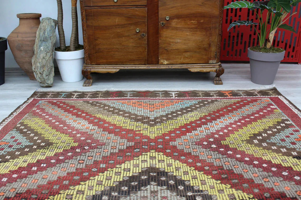 Vintage Handwoven Cicim Kilim Rug 182cm x 249cm