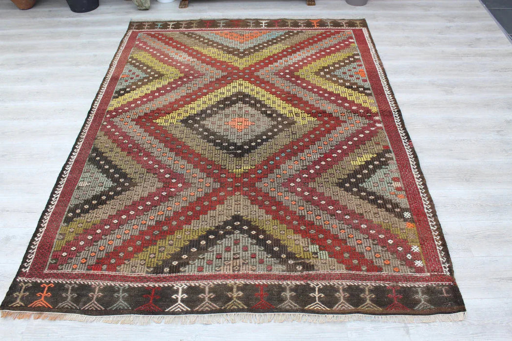 Vintage Handwoven Cicim Kilim Rug 182cm x 249cm