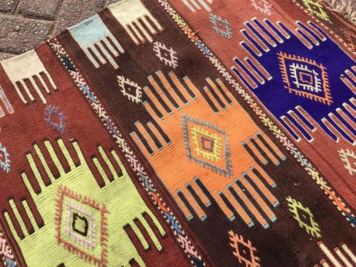 Vintage Handwoven Kilim Rug 147cm x 84cm Wool