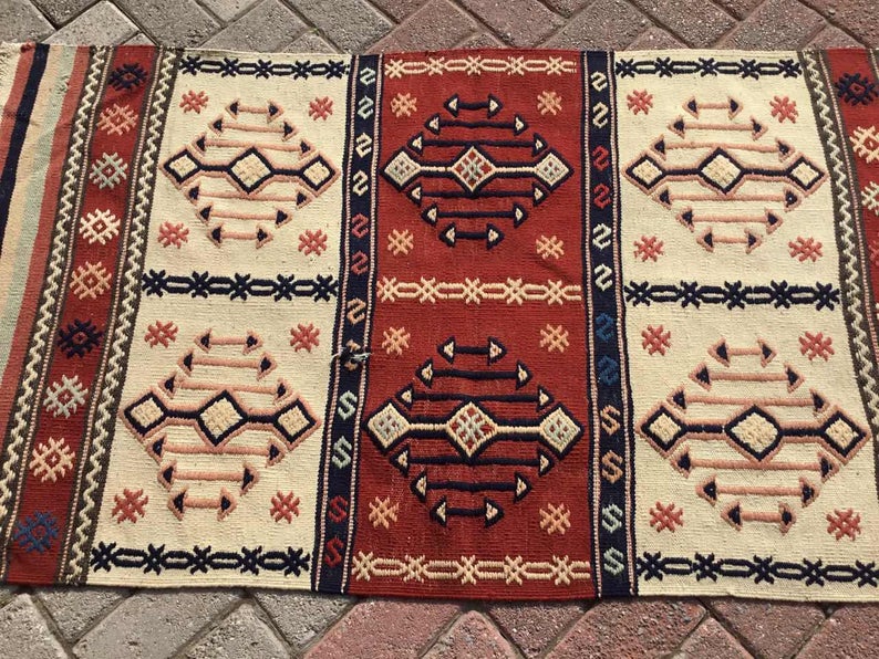 Vintage Handwoven Kilim Rug 152cm x 81cm from Turkey