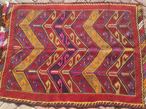 Vintage käsinkudottu Tribal Kilim -matto 129cm x 91cm villapuuvilla