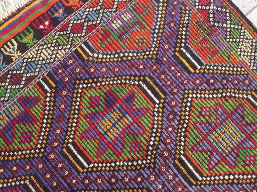 Vintage Handwoven Tribal Rug 179cm x 119cm Central Turkey