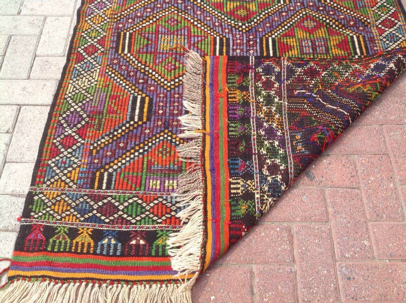 Vintage Handwoven Tribal Rug 179cm x 119cm Central Turkey