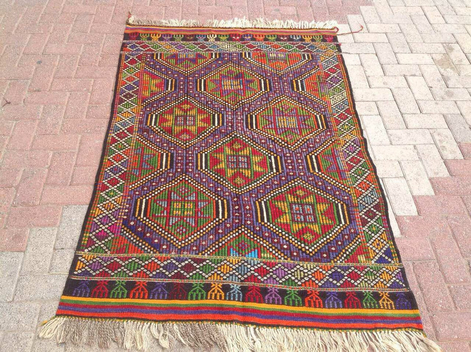 Vintage Handwoven Tribal Rug 179cm x 119cm Central Turkey