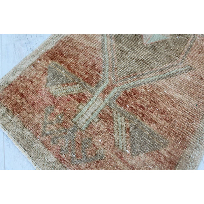 Vintage Handwoven Turkish Kilim 96.5cm x 50.8cm