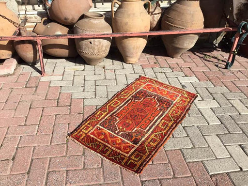 Vintage Handwoven Turkish Rug 101cm x 59cm #300