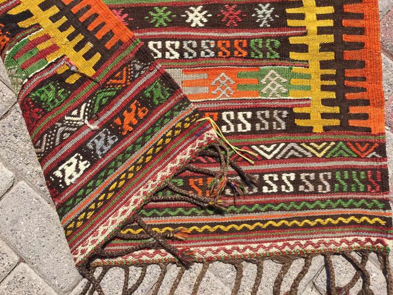 Vintage Handwoven Turkish Rug 110cm x 90cm Wool