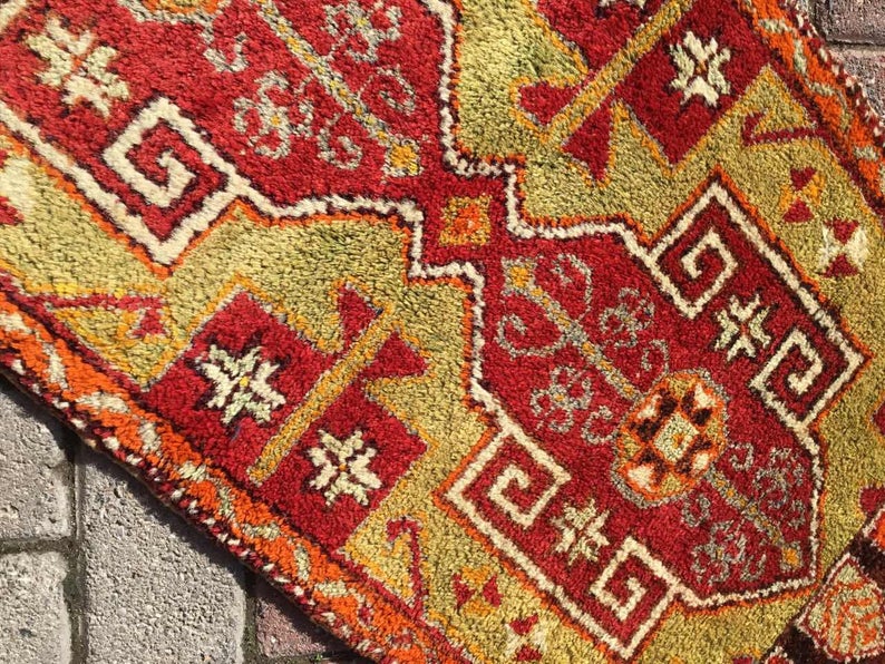 Vintage Handwoven Turkish Rug 111cm x 54cm Unique Design