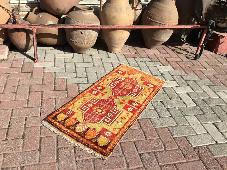 Vintage Handwoven Turkish Rug 111cm x 54cm Unique Design