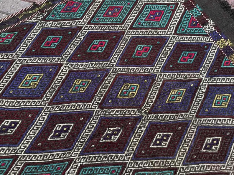 Vintage Handwoven Turkish Rug 166cm x 153cm