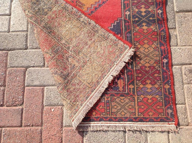 Vintage Handwoven Turkish Rug 167cm x 99cm #061