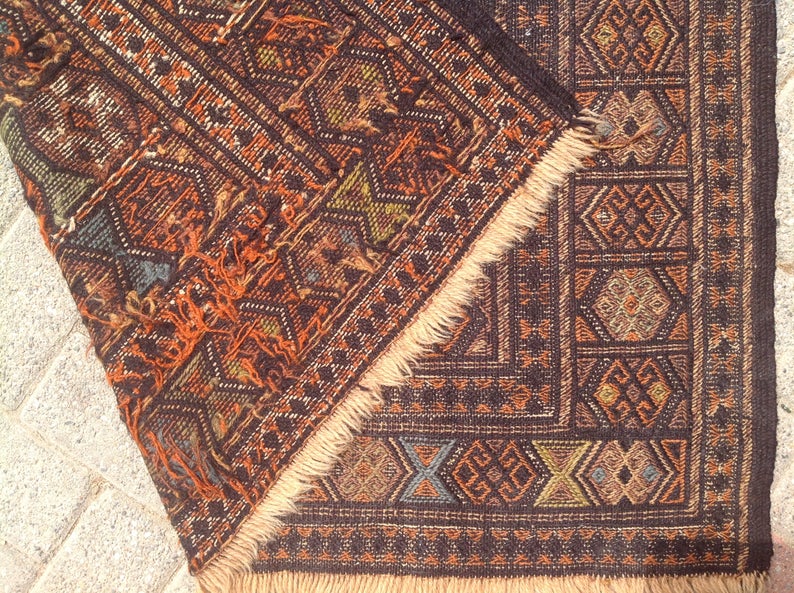 Vintage Handwoven Turkish Rug 210 cm x 139 cm #760