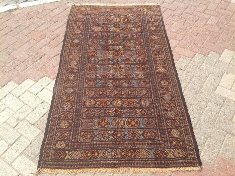 Vintage Handwoven Turkish Rug 210 cm x 139 cm #760
