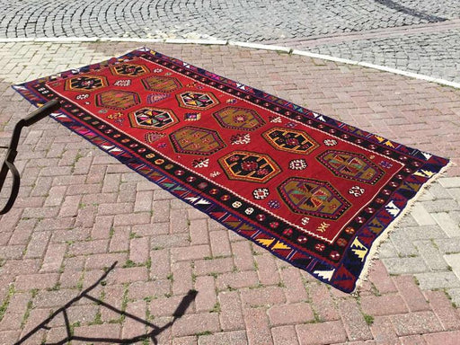 Vintage käsinkudottu turkkilainen matto 324cm x 143cm villapuuvilla