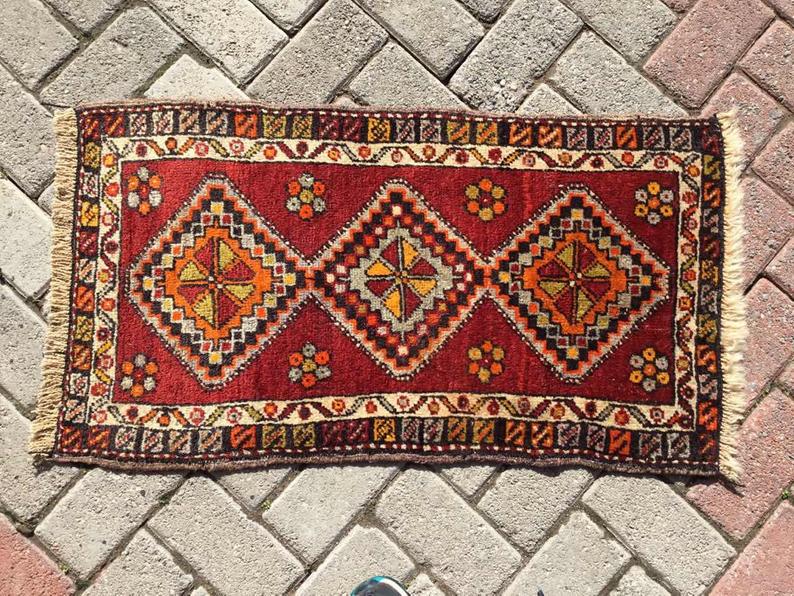 Vintage Handwoven Turkish Rug 88cm x 48cm Unique Design