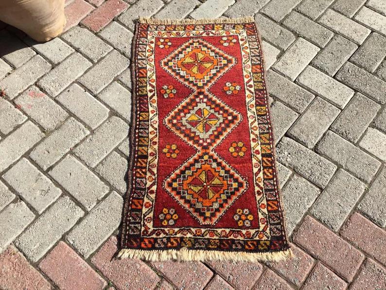 Vintage Handwoven Turkish Rug 88cm x 48cm Unique Design