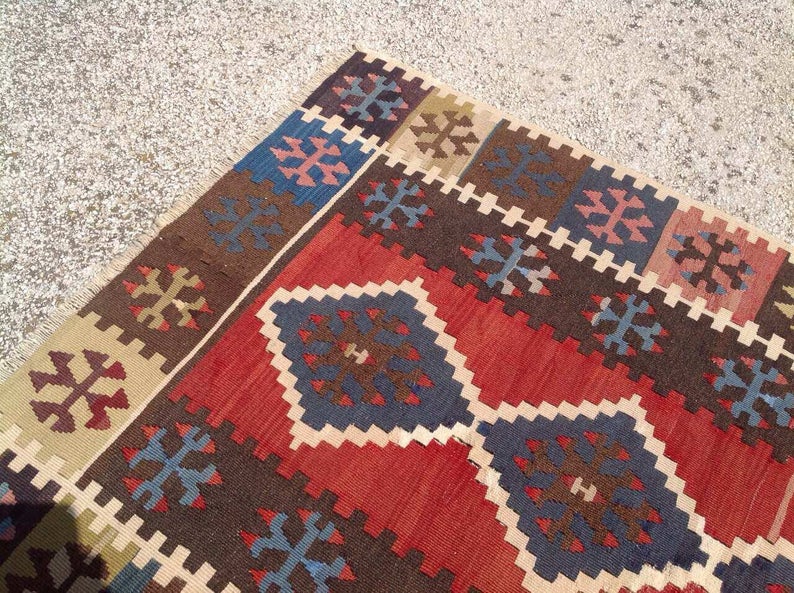 Vintage Handwoven Turkish Wool Rug 169 cm x 110 cm