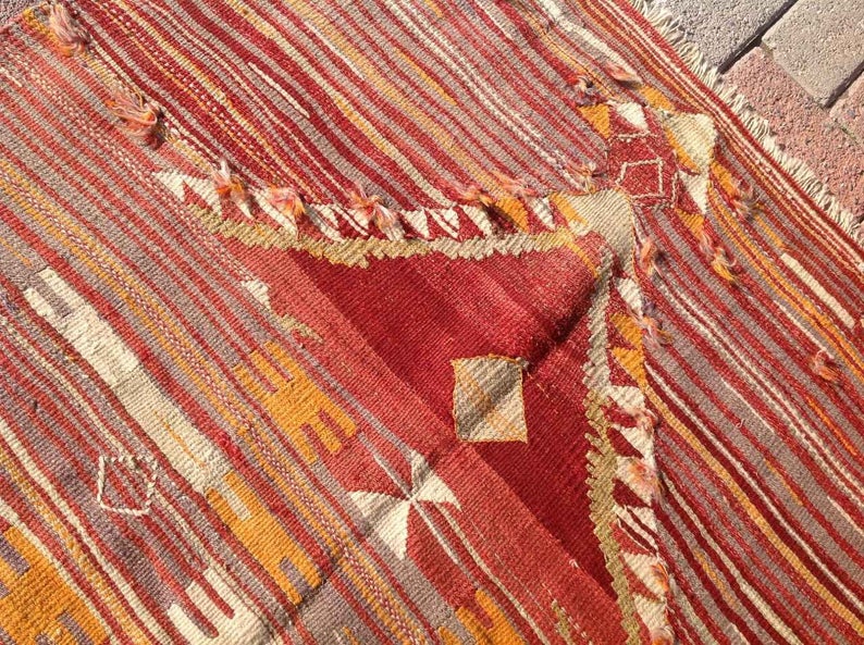 Vintage Handwoven Turkish Wool Rug 188cm x 101cm